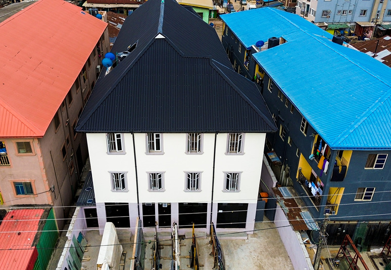 Miniflat Apartments With Shops — Mushin 1
